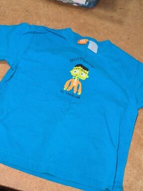 ❤️‍🔥10/$10❤️‍🔥 Vintage Boys Target Blue Monster T-Shirt Size 4T